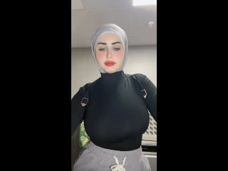 tiktok @zahraawh26 2026 01 12 16 47 28 960p   1 mp4