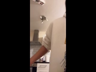 tiktok @mchazardoustoherself 2026 01 28 23 07 37 432p cleaning my flat ) mp4